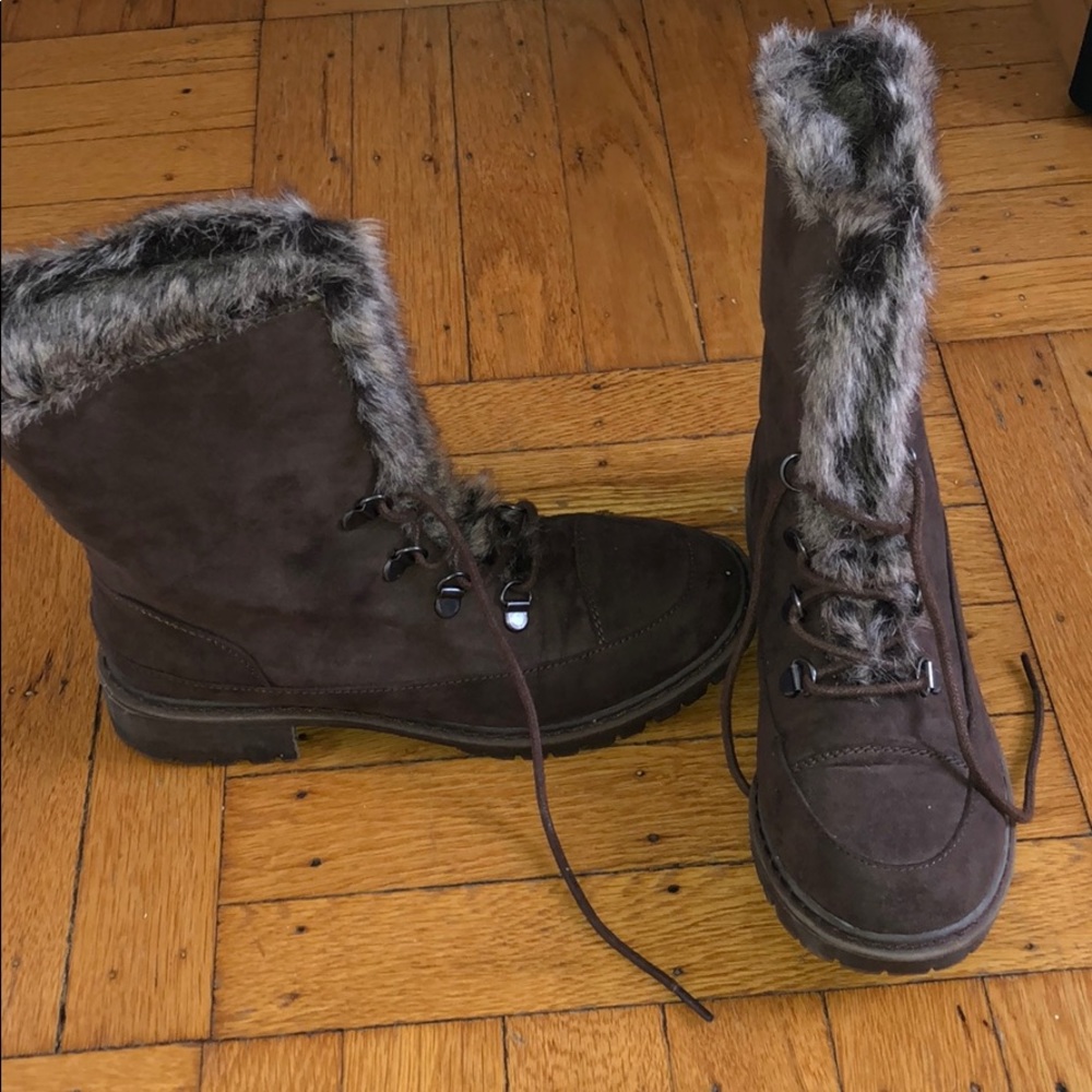 Bass Fur Boots